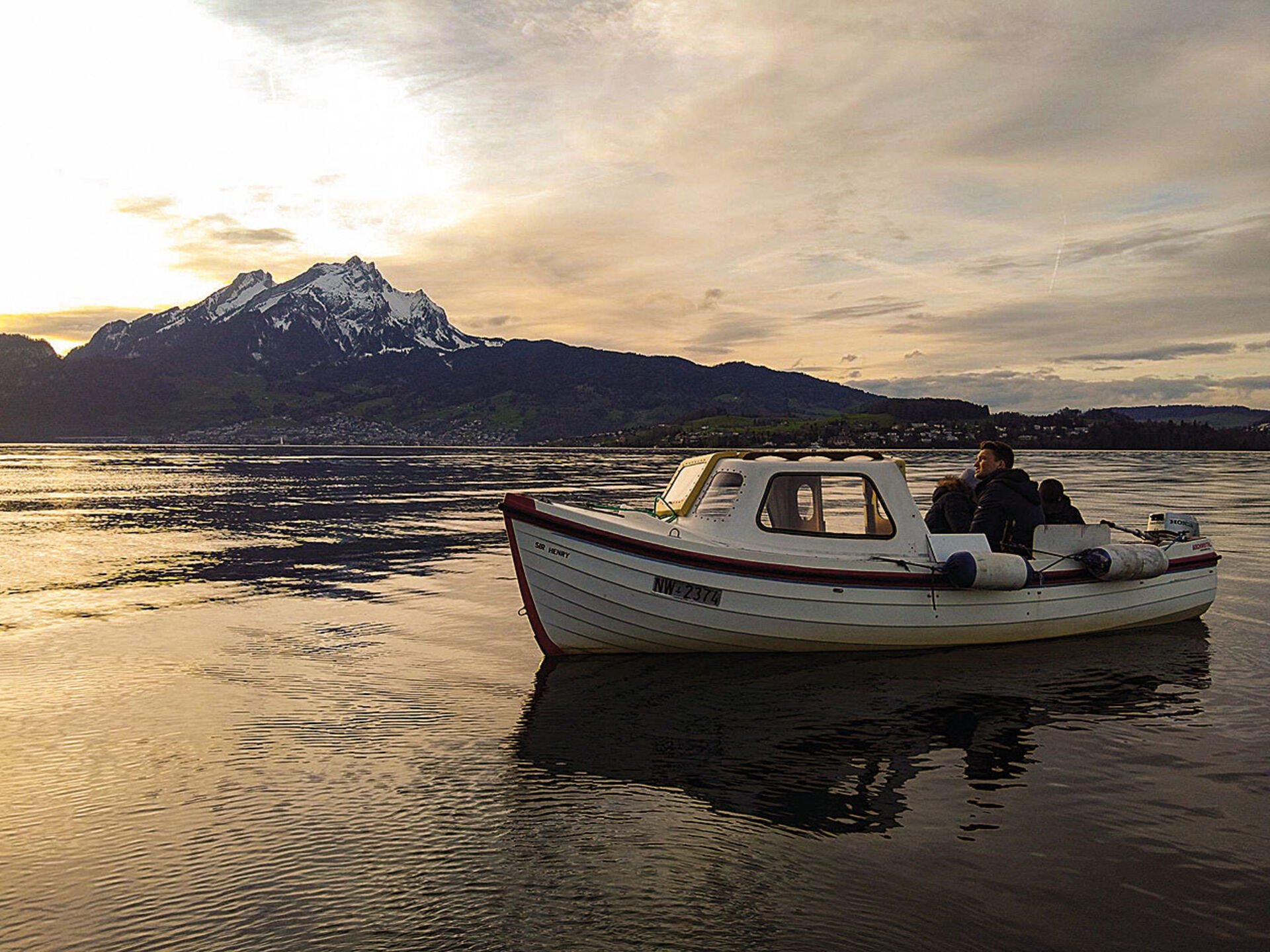 Mit einem Boot lässt sich gut auf eine weitschweifige fischereiliche Erkundungstour gehen.  
